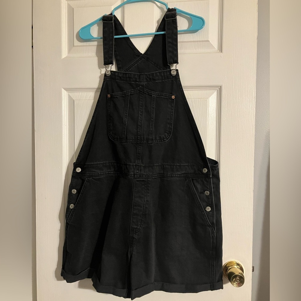 Old Navy Black Denim shorts overalls